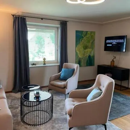 Grosszuegiges, Charmantes In By Fiorentino *