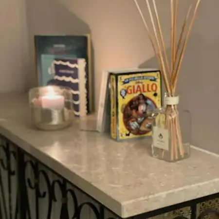 아파트 Grosszuegiges, Charmantes In By Fiorentino *